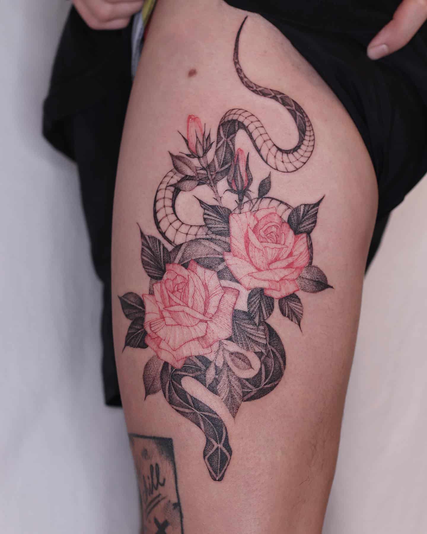60 Appealing Rose Tattoo Ideas To Allure Your Back With - Psycho Tats