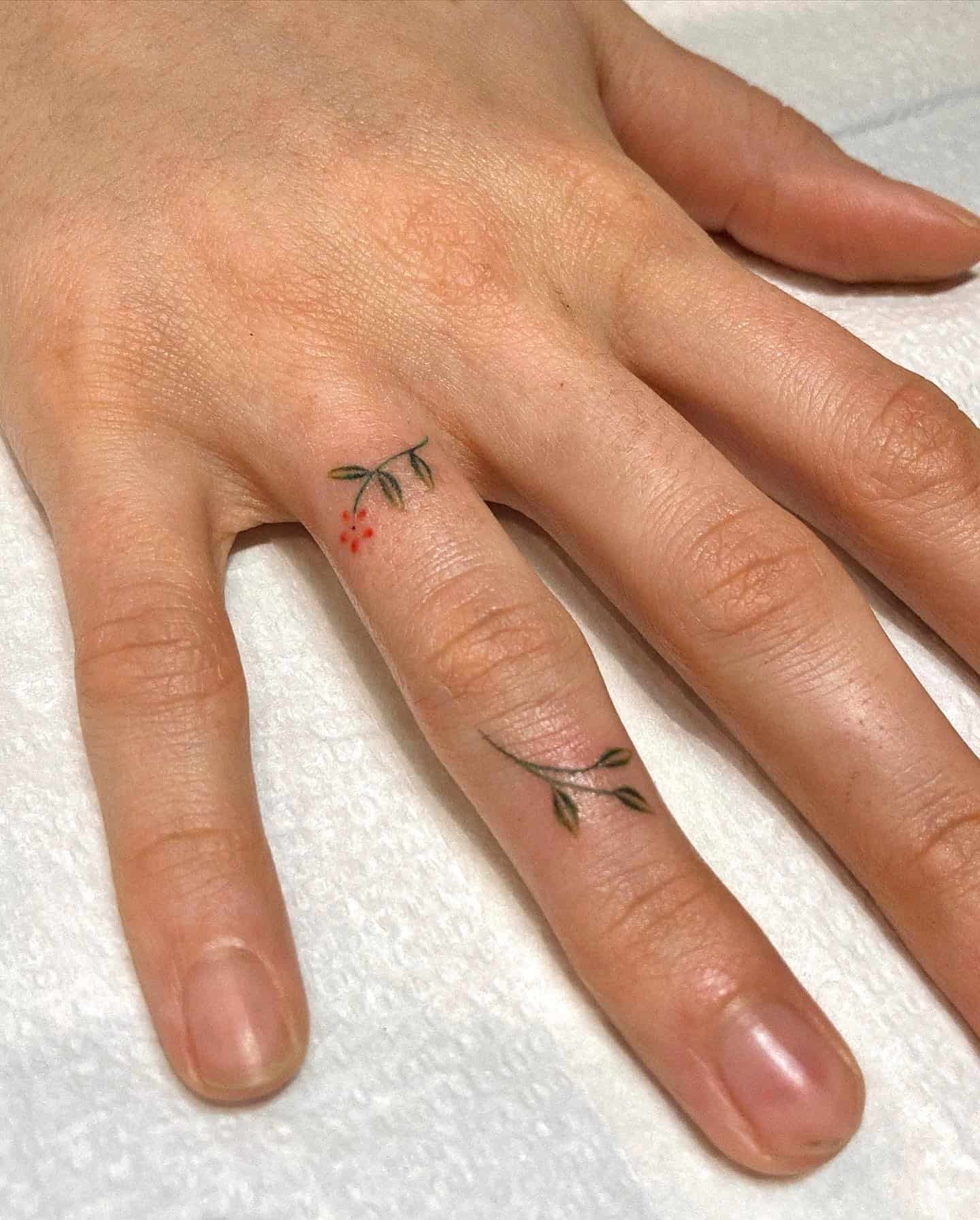 Finger Tattoo Ideas 40