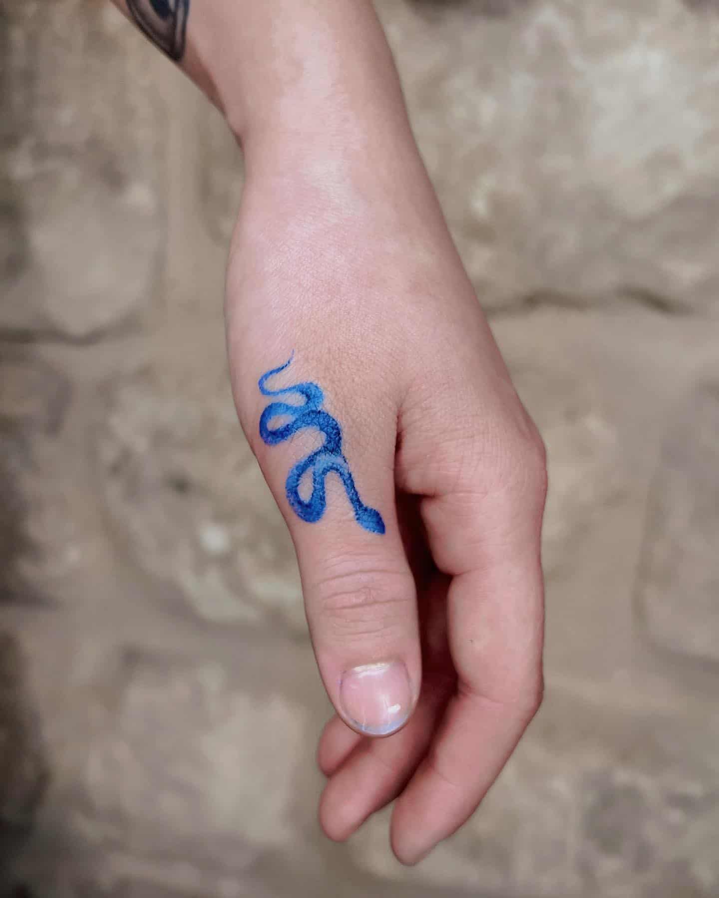 Top 22 Finger Tattoo Designs  Snake Ideas  PetPress