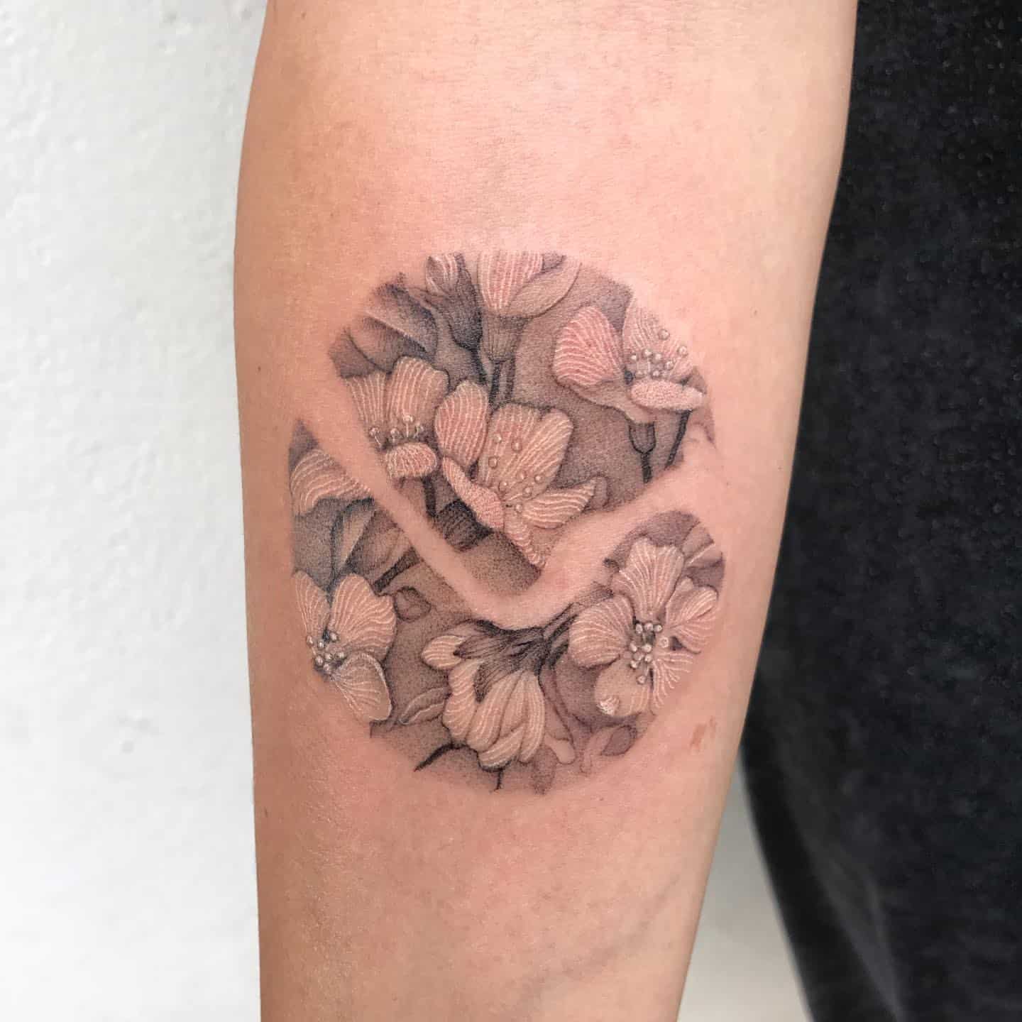 Flower Tattoo Ideas 20