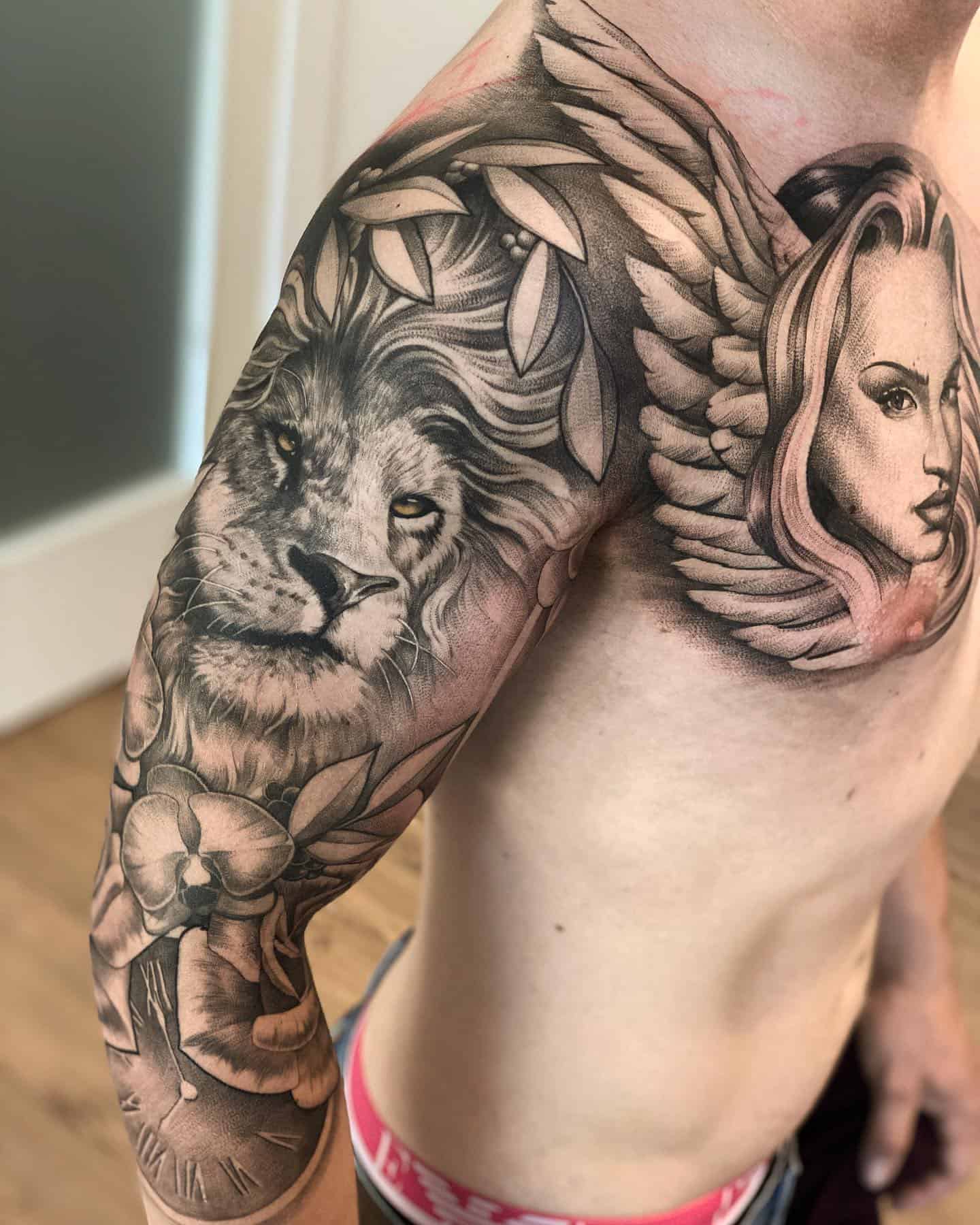 83 Lovely Lion Shoulder Tattoos