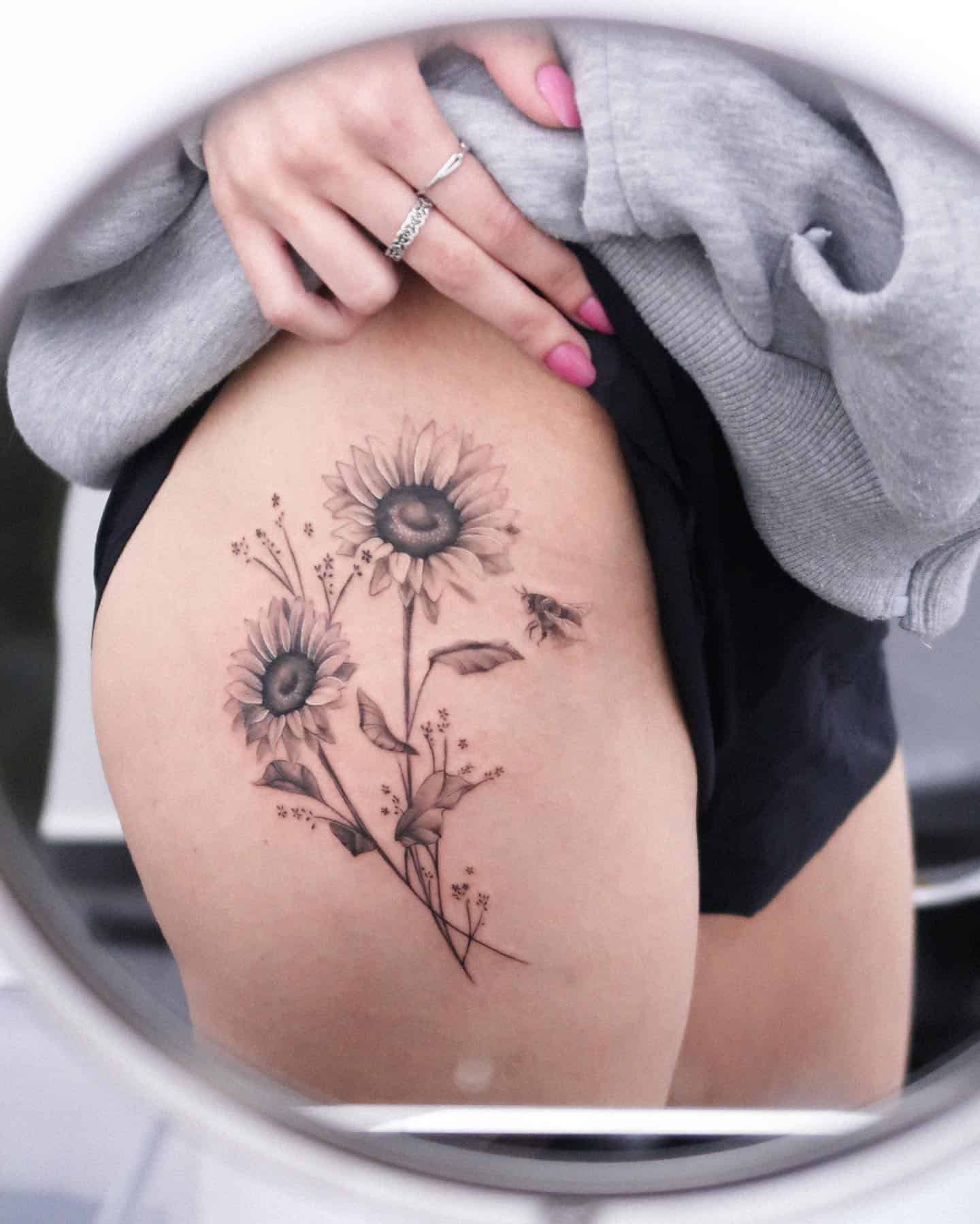 Sunflower Tattoo Ideas 35