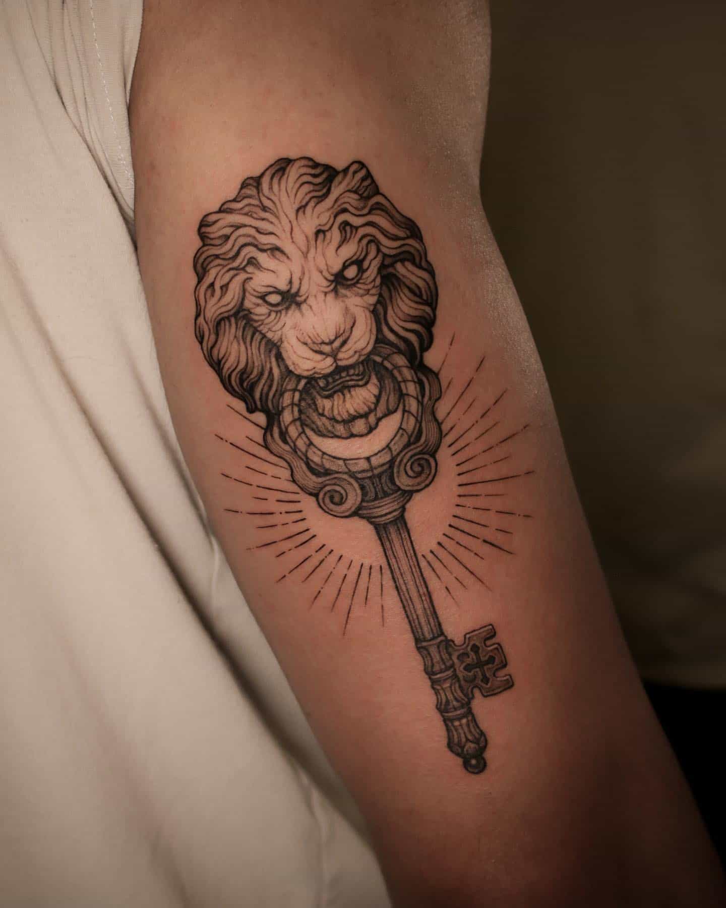 Lion Tattoo Ideas 38