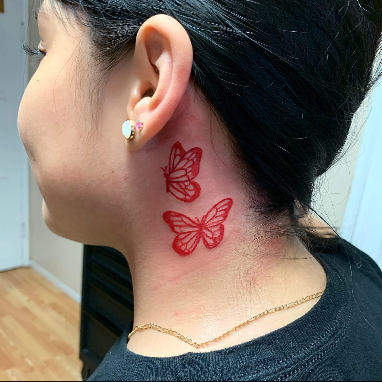 Butterfly Behind Ear Tattoo Ideas 3