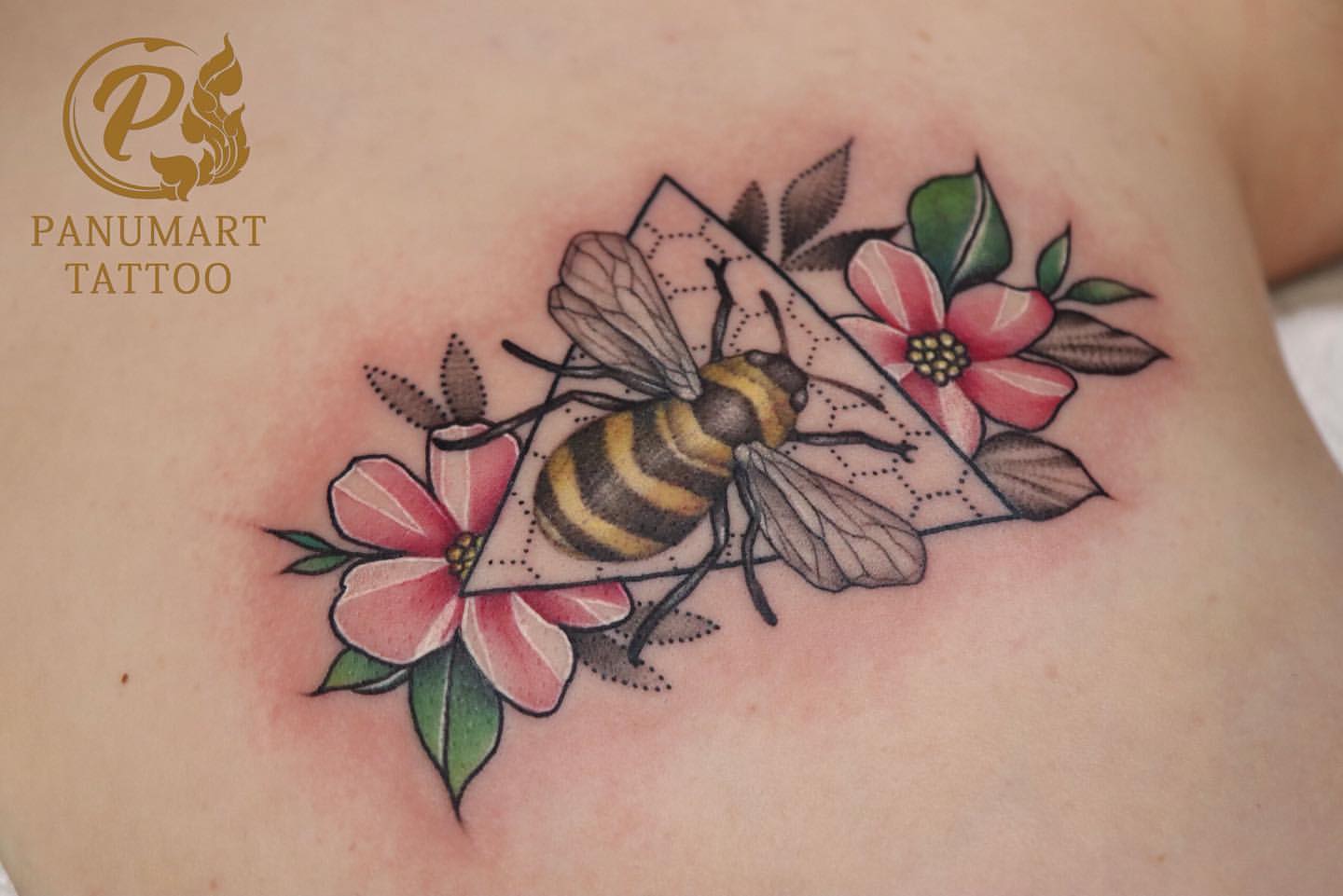 Bee Tattoo Ideas 1