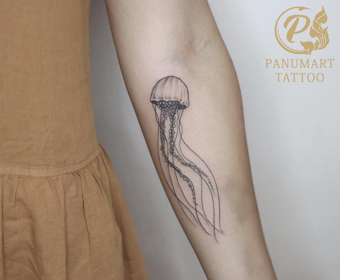 Jellyfish Tattoo Ideas 7