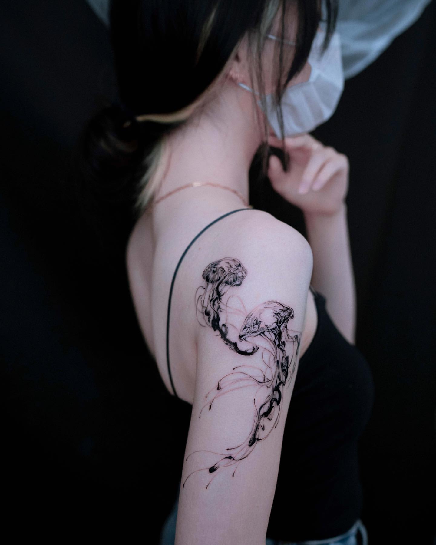 Jellyfish Tattoo Ideas 25