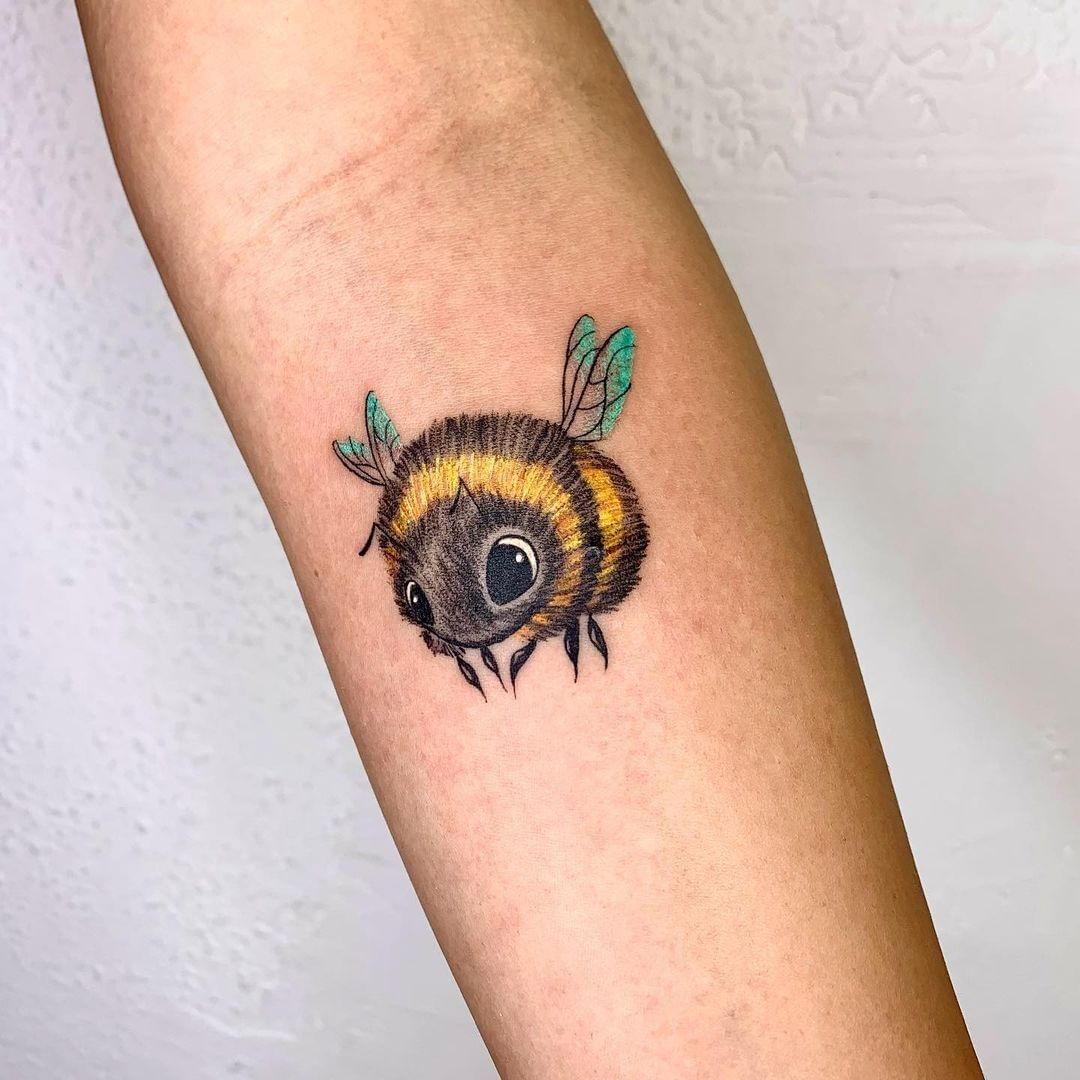 Creating Cute Bumble Bee Tattoos | Cool Animal Tattoos