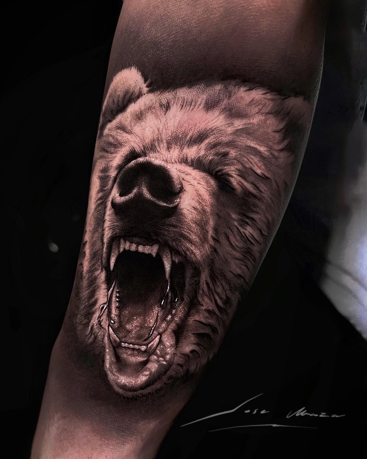 Bear Tattoo Ideas 15