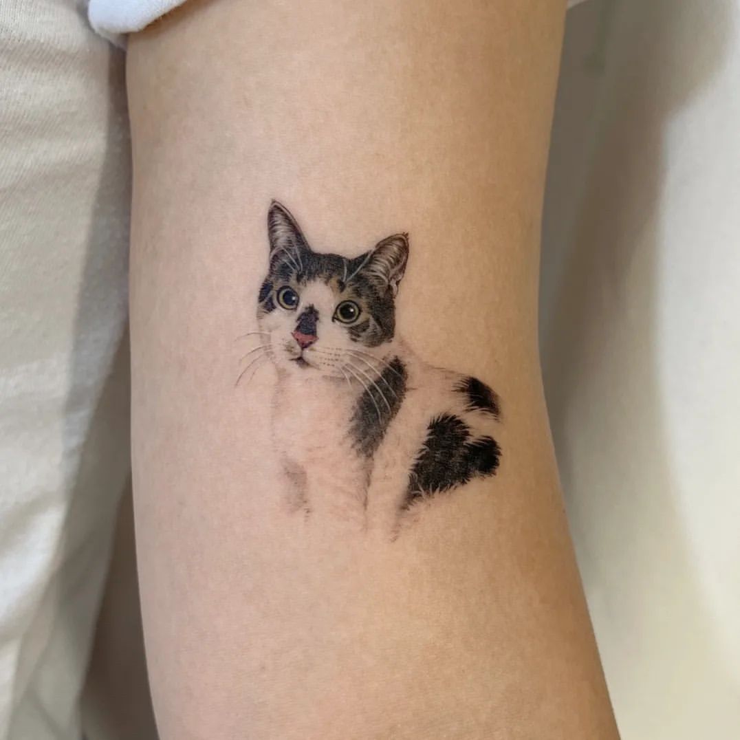 Black Cat Tattoo Ideas 35
