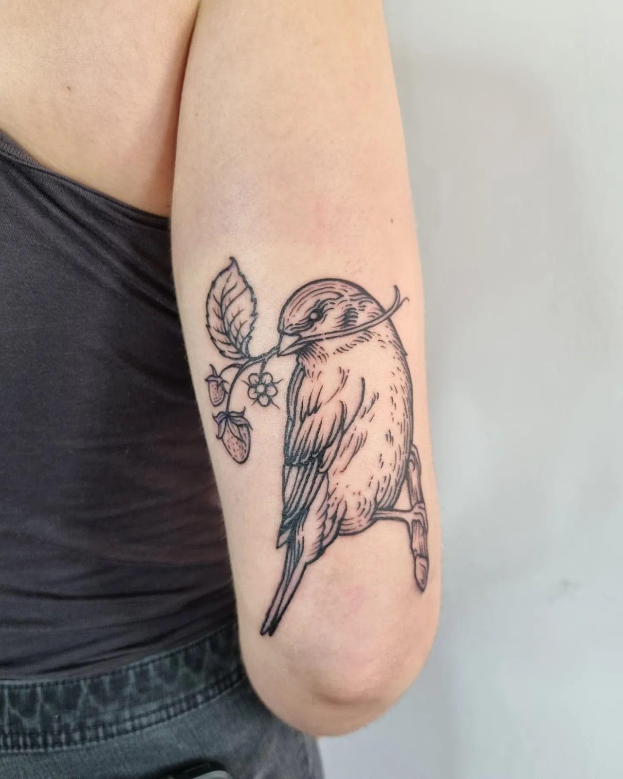 Sparrow Tattoo Ideas 43