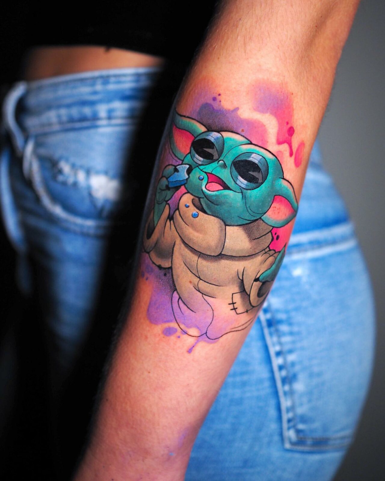 33 Tantalizing New School Tattoo Ideas for Men & Women in 2024