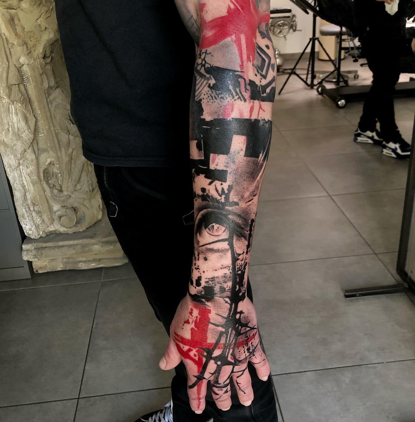 Anetas Ink  Continuation of a family themed sleeve Ive started some time  ago    tattoo tatuaz trashpolka trashpolkatattoo graphic  graphictattoo london letchworth family art abstract hitchin    Facebook