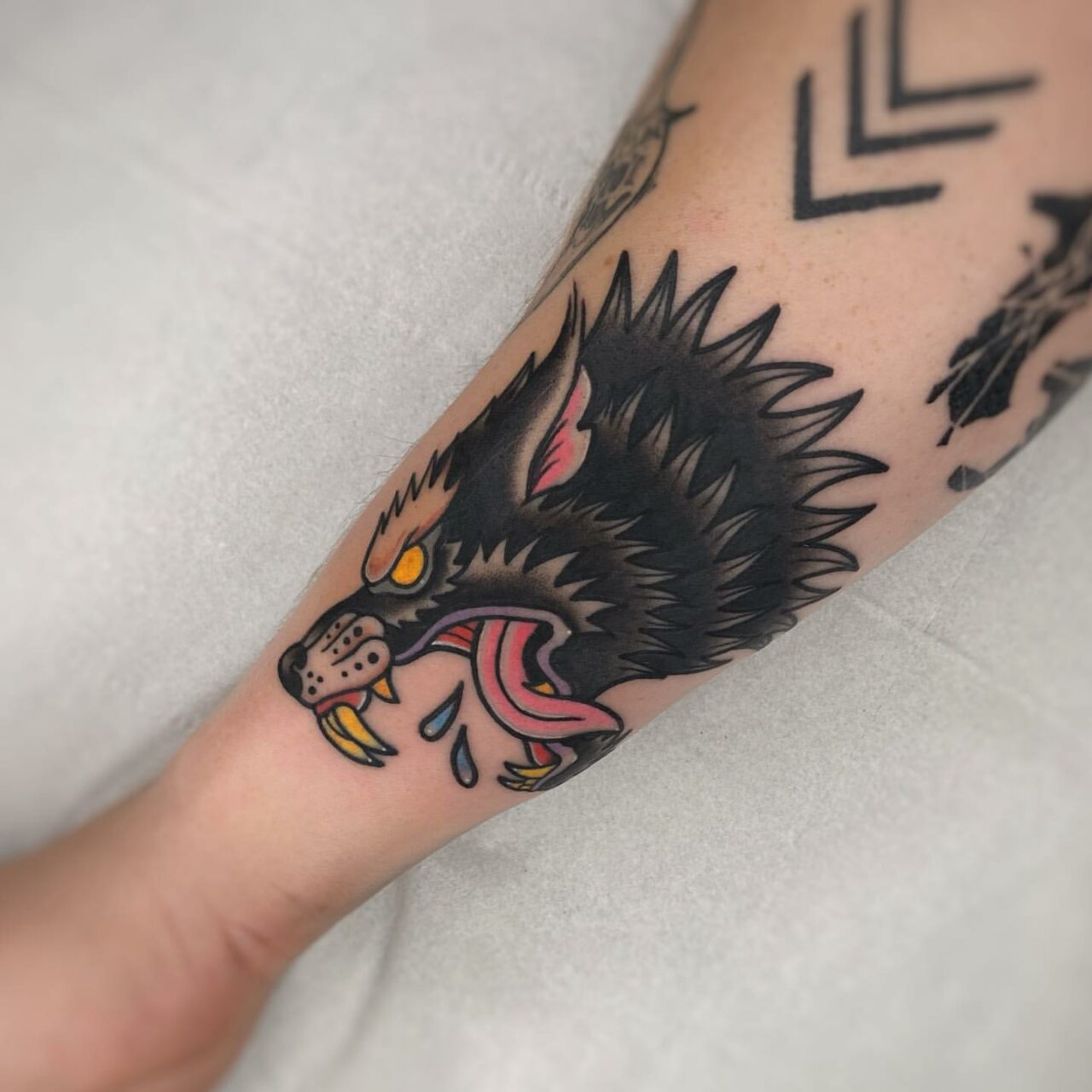 37 Striking American Traditional Tattoo Ideas to Inspire You