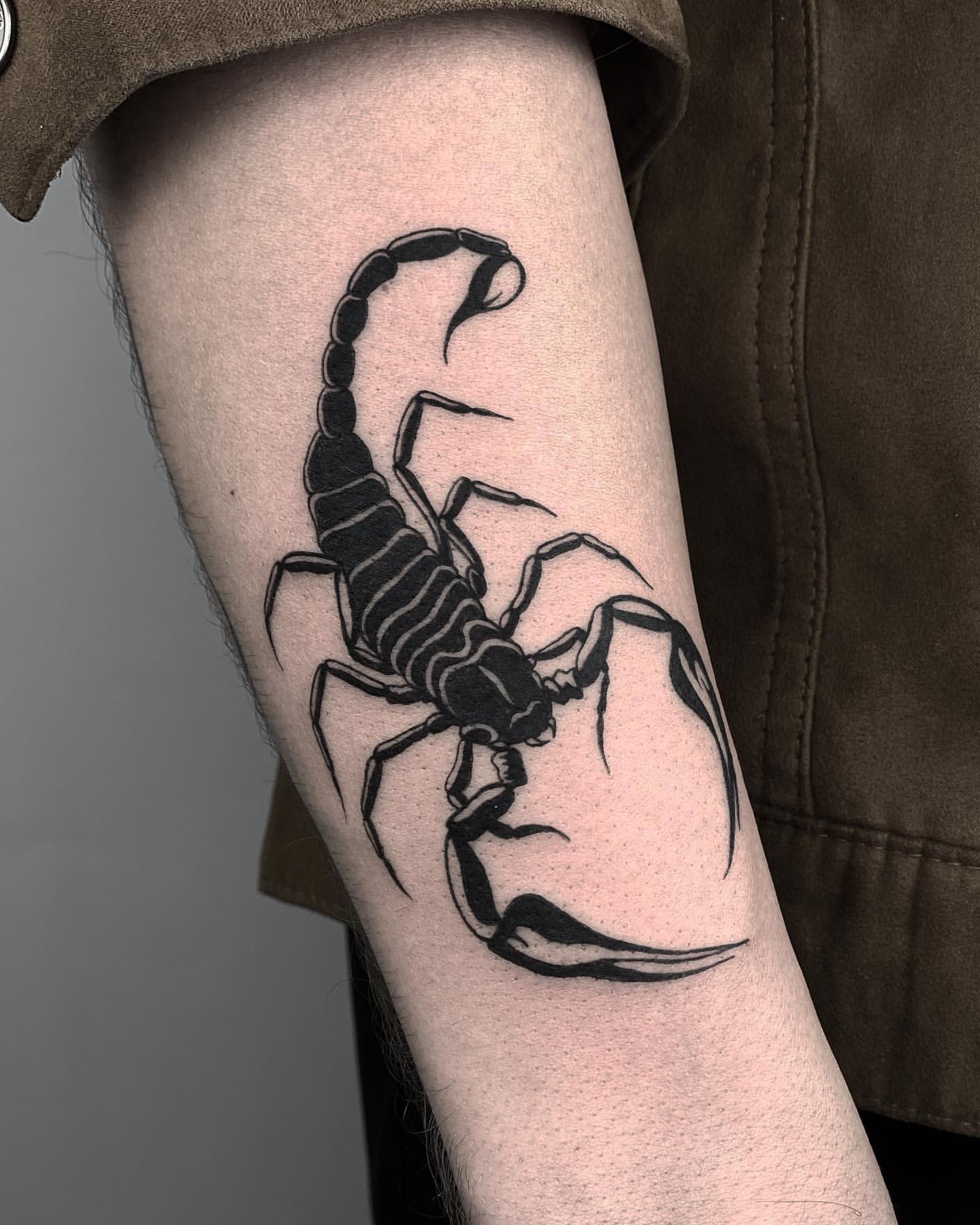 Waterproof Tattoo Sticker,1 Sheet Scorpion Print Temporary Tattoos For Men,Animal  Tattoo Stickers Adults,Fake Tattoos That Look Real,For Men,Women and Girls  | SHEIN