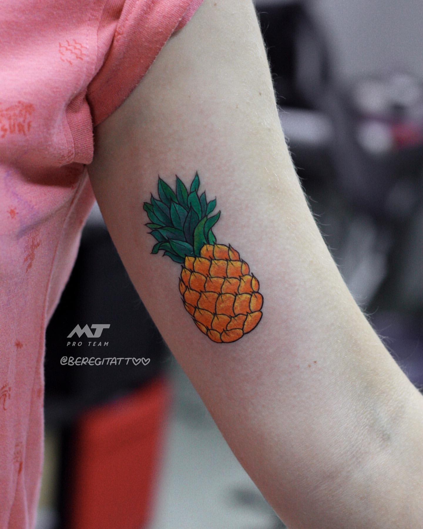 Pineapple Tattoo Ideas 2