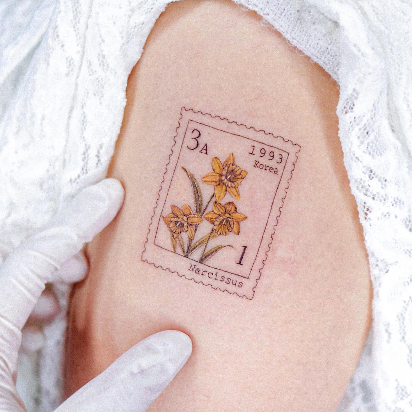 Daffodil Tattoo Ideas 13
