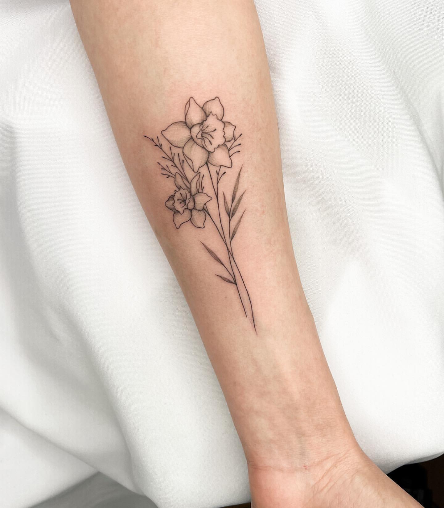 Daffodil Tattoo Ideas 23