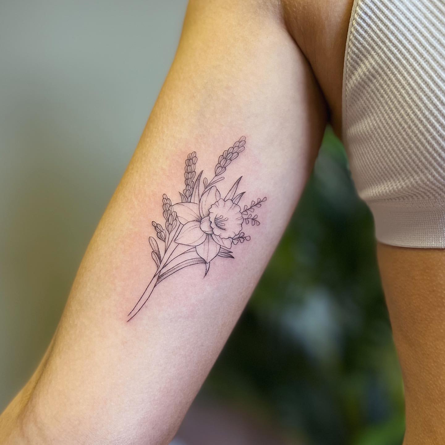 Daffodil Tattoo Ideas 22