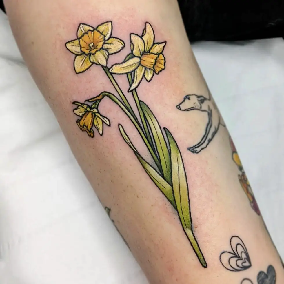 31 Beautiful Daffodil Tattoo Ideas for Men & Women in 2024