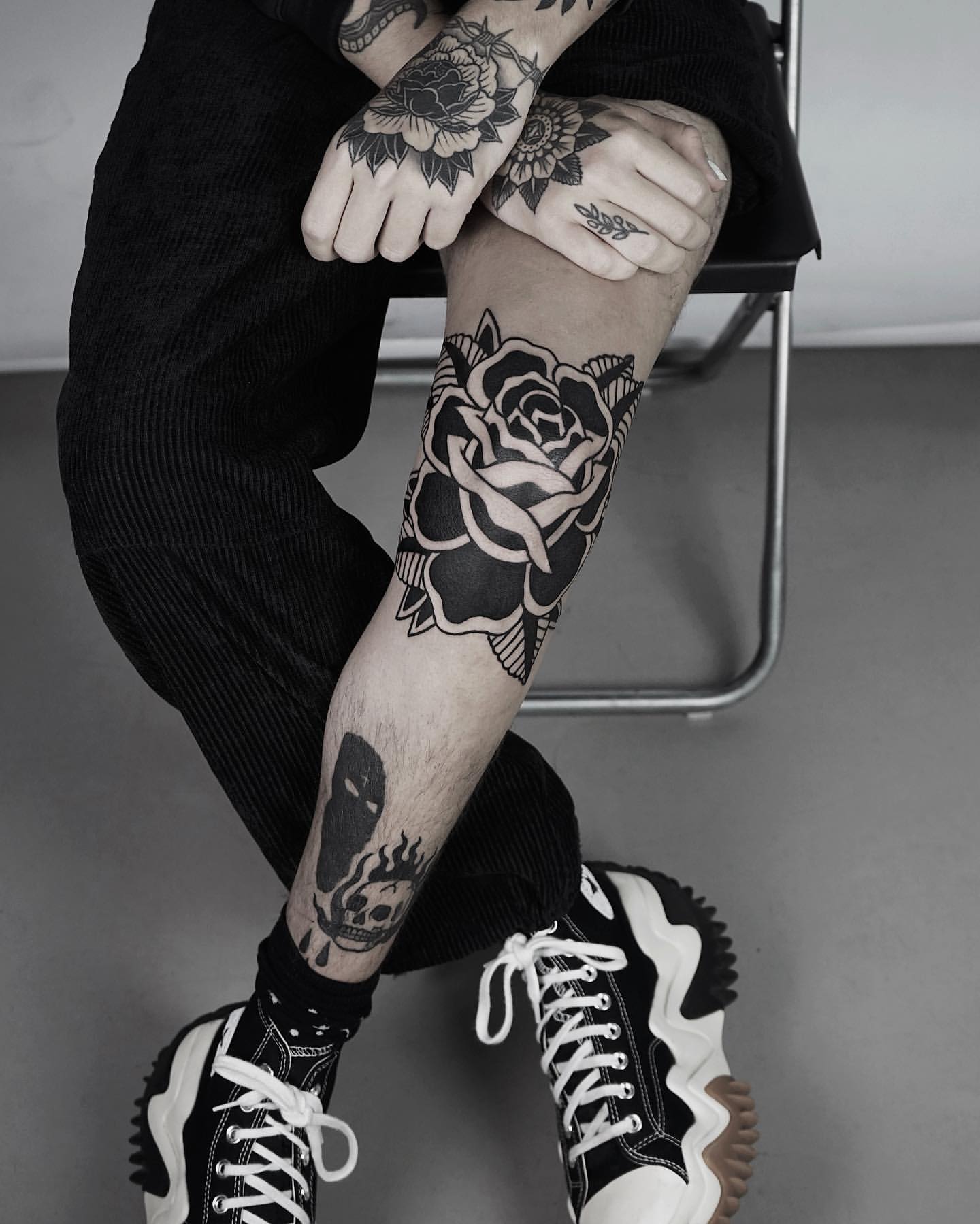 Black Rose Tattoo Ideas 17