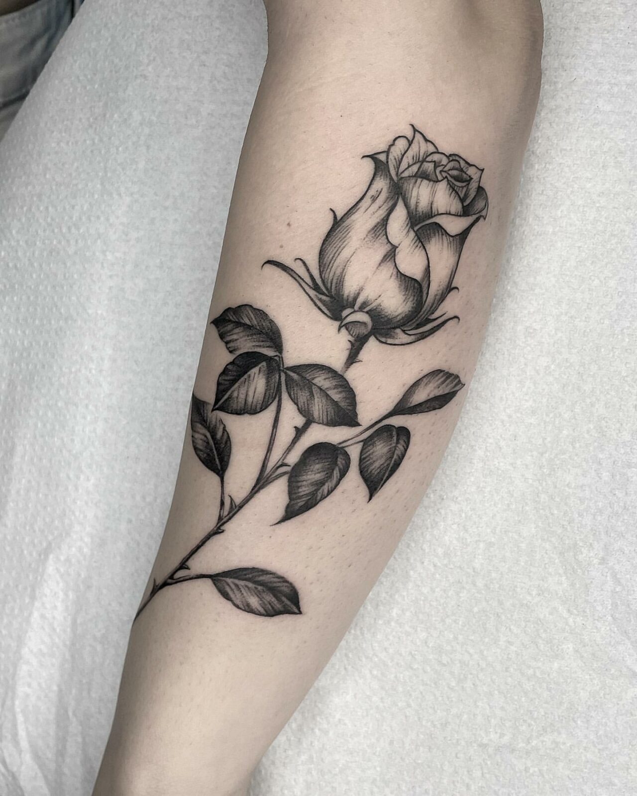 30 Alluring Black Rose Tattoo Ideas for Men & Women to Inspire You in 2023