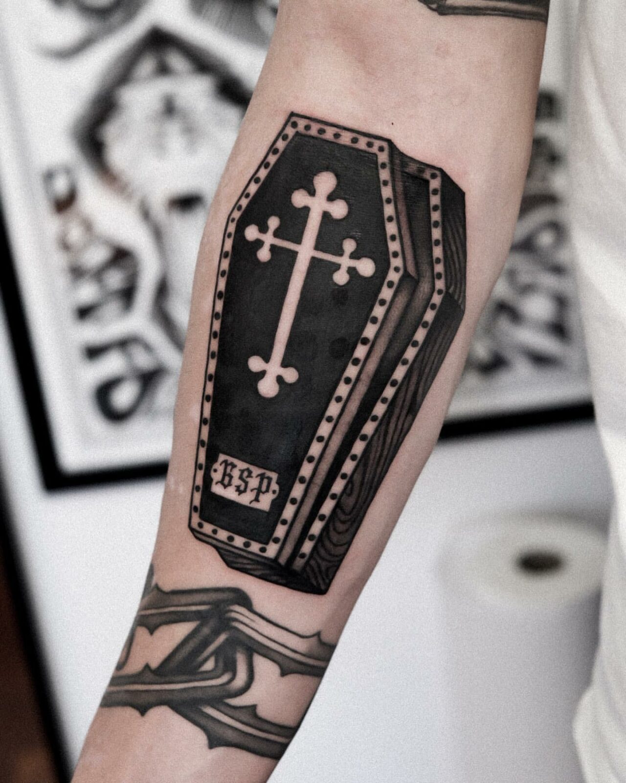 Daring Blackwork Tattoo Ideas for 2024