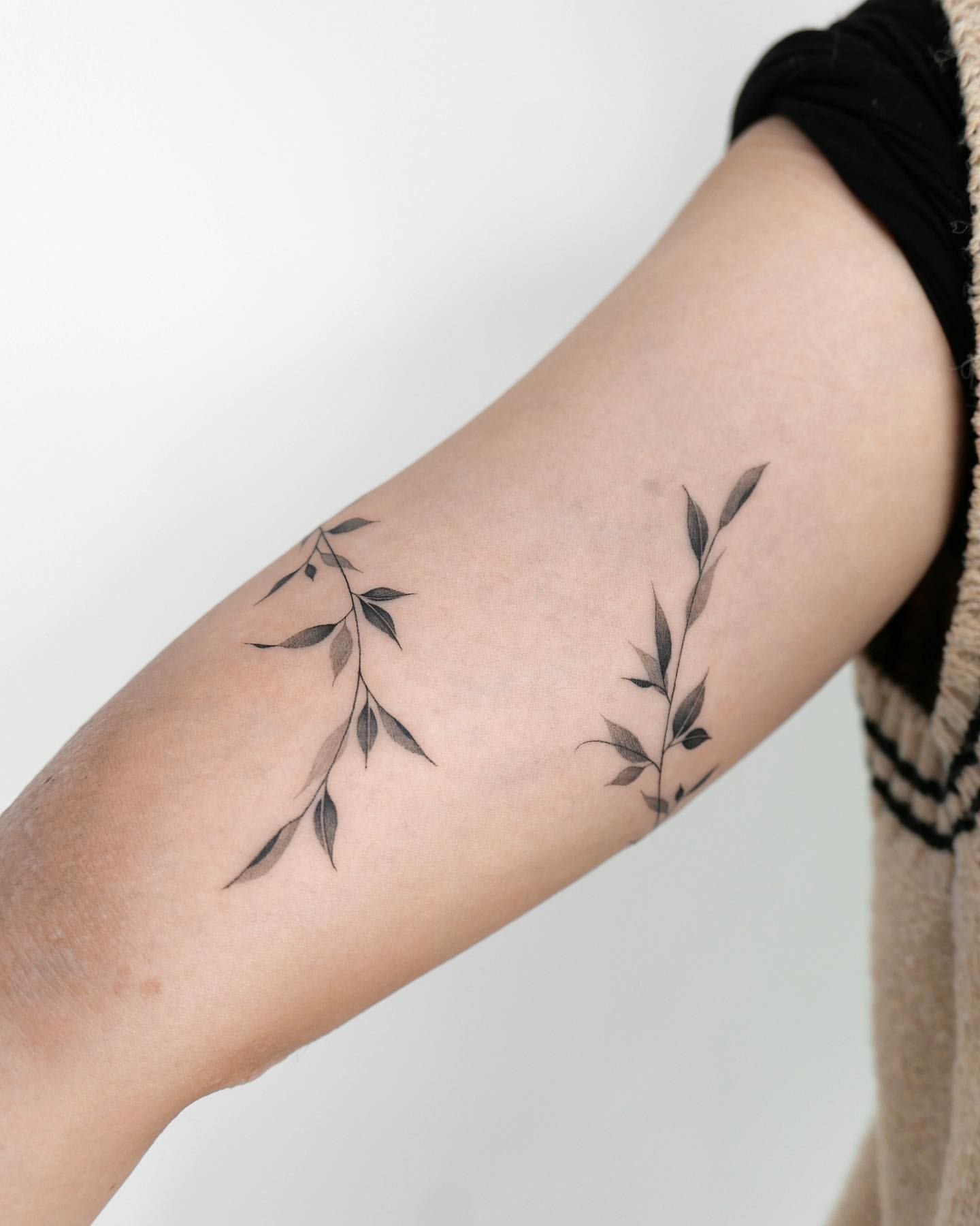 Leaf Tattoo Ideas 11