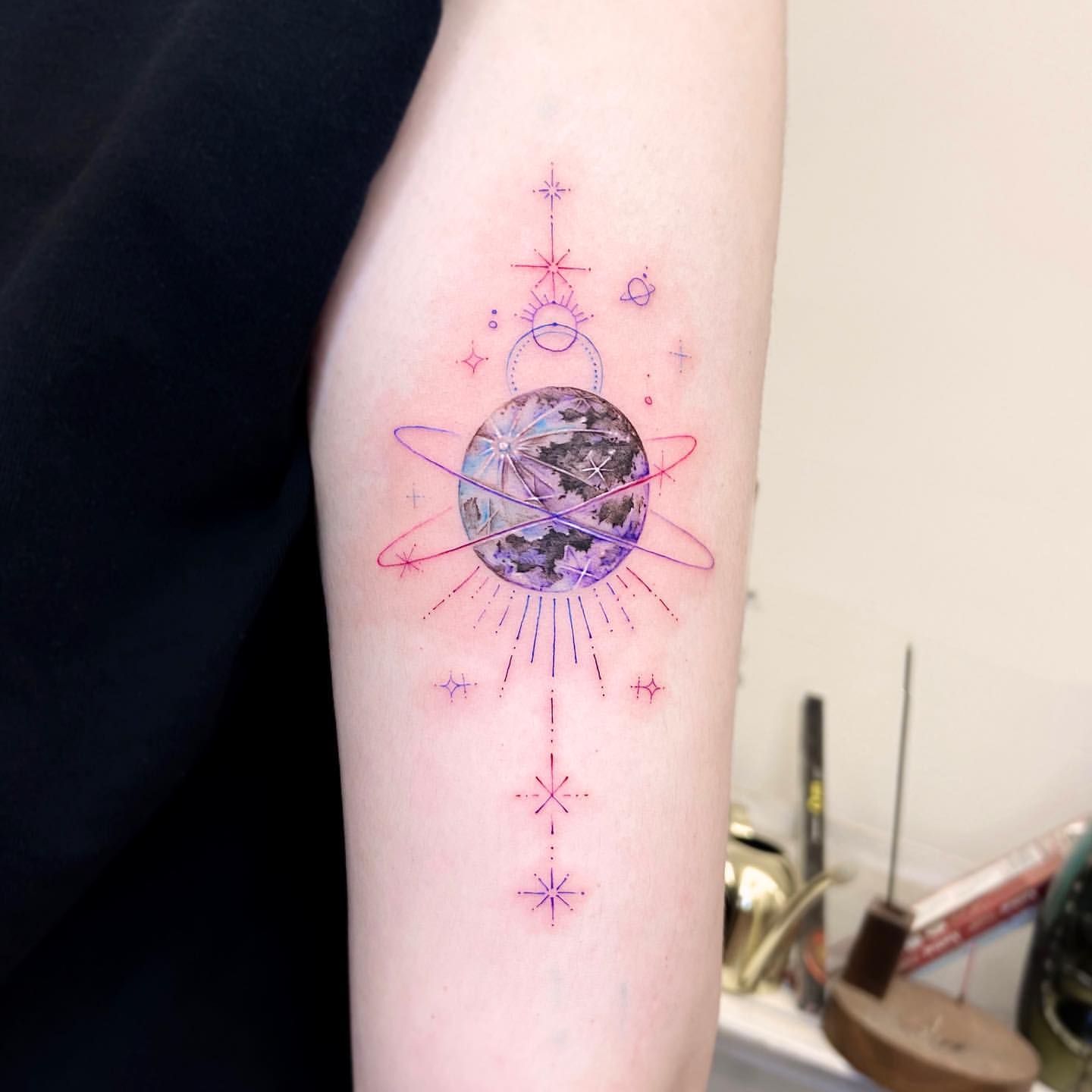 Awesome Moon And Sun Tattoo On Hands  Tattoo Designs Tattoo Pictures