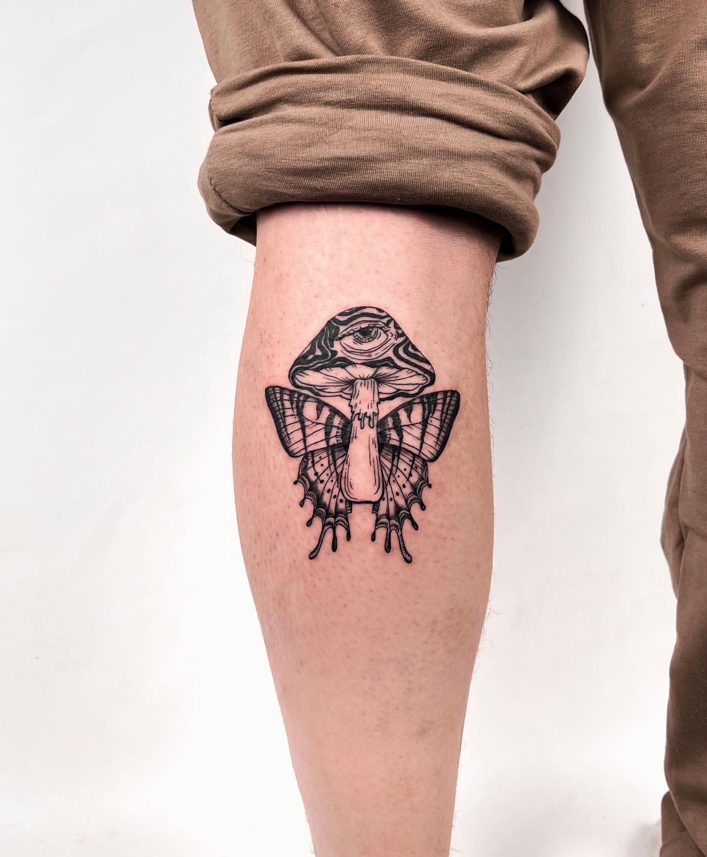 Mushroom Tattoo Ideas 18
