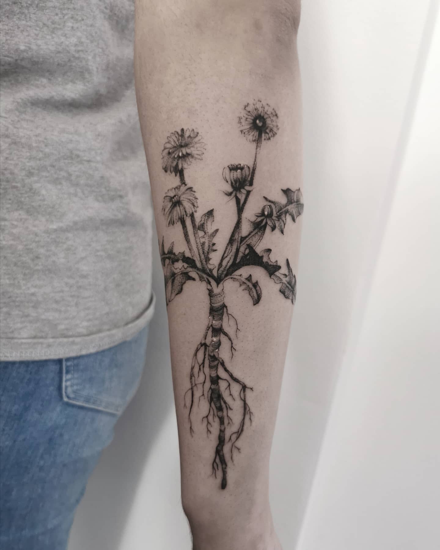 Dandelion Tattoo Ideas 8