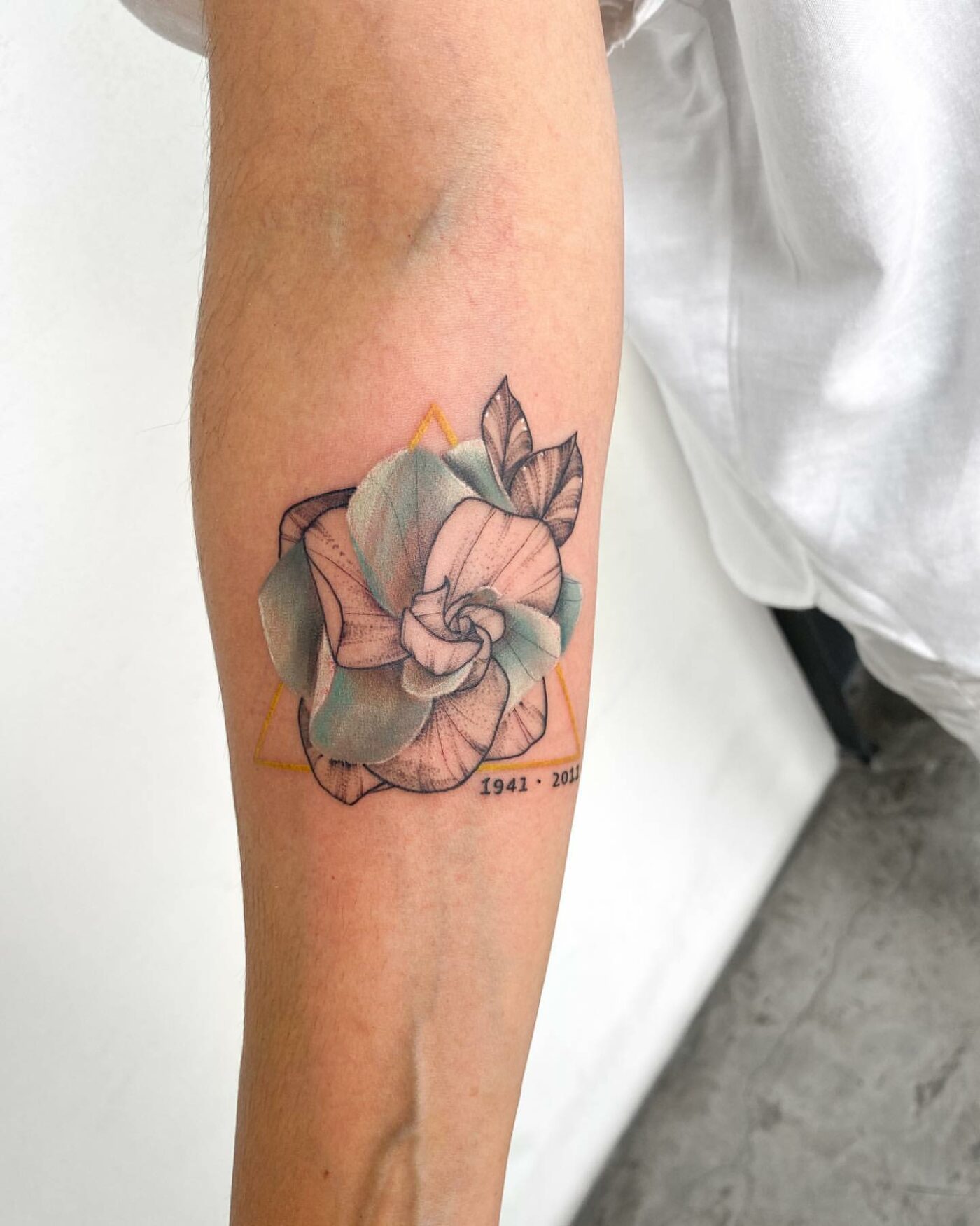 26 Stunning Gardenia Tattoo Ideas to Inspire You in 2023