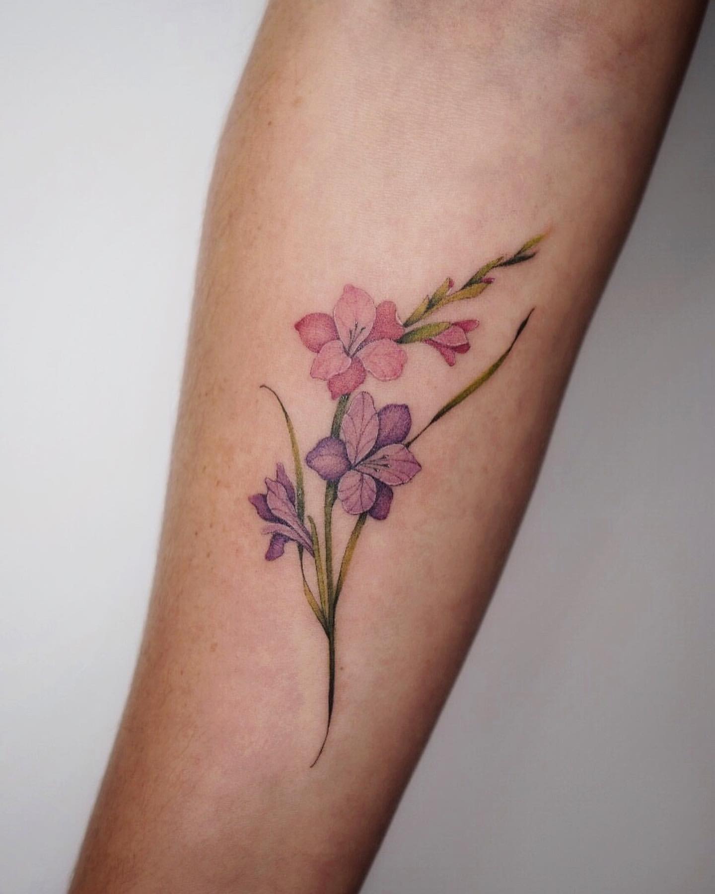 Gladiolus Tattoo Ideas 11