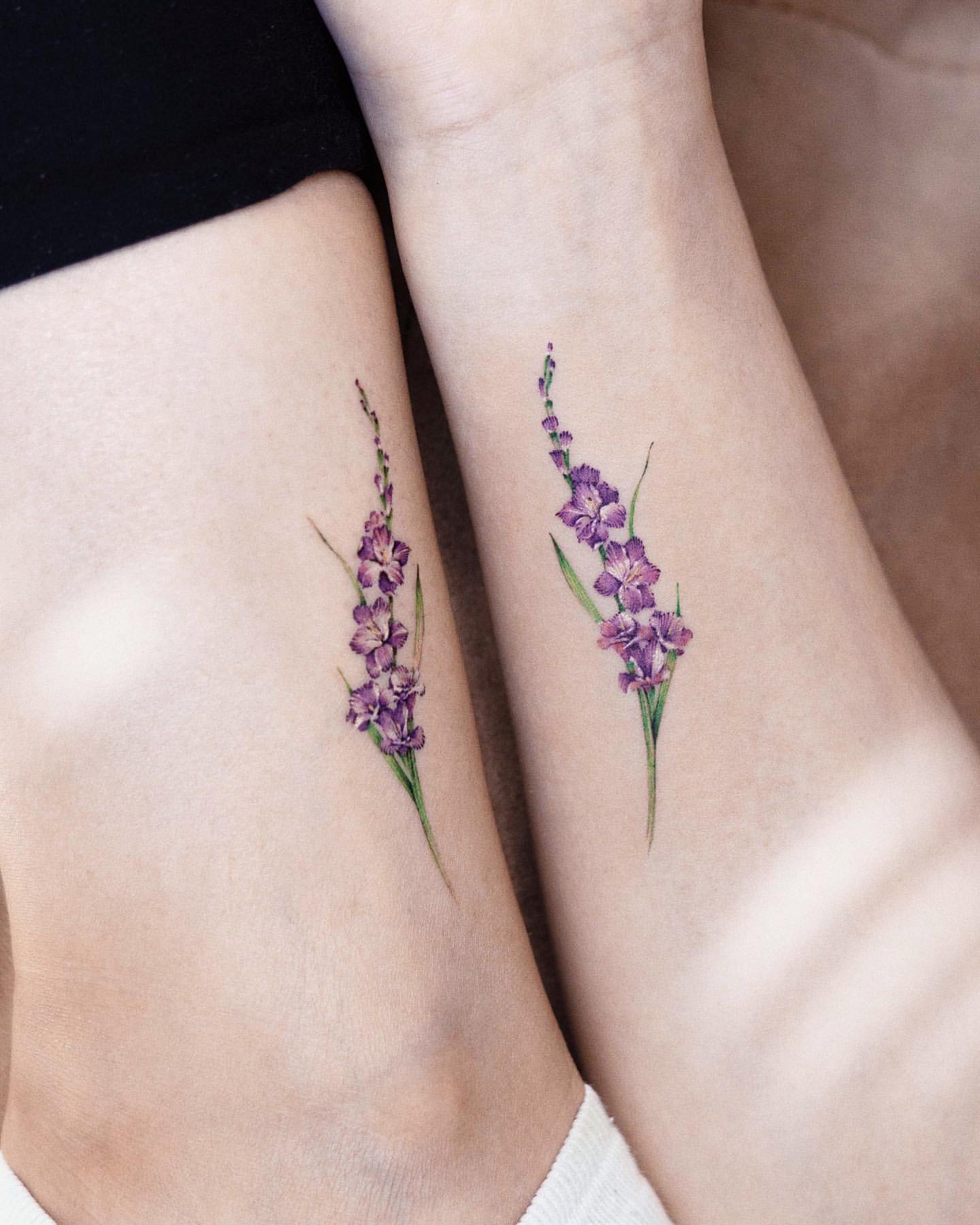 Gladiolus Tattoo Ideas 15