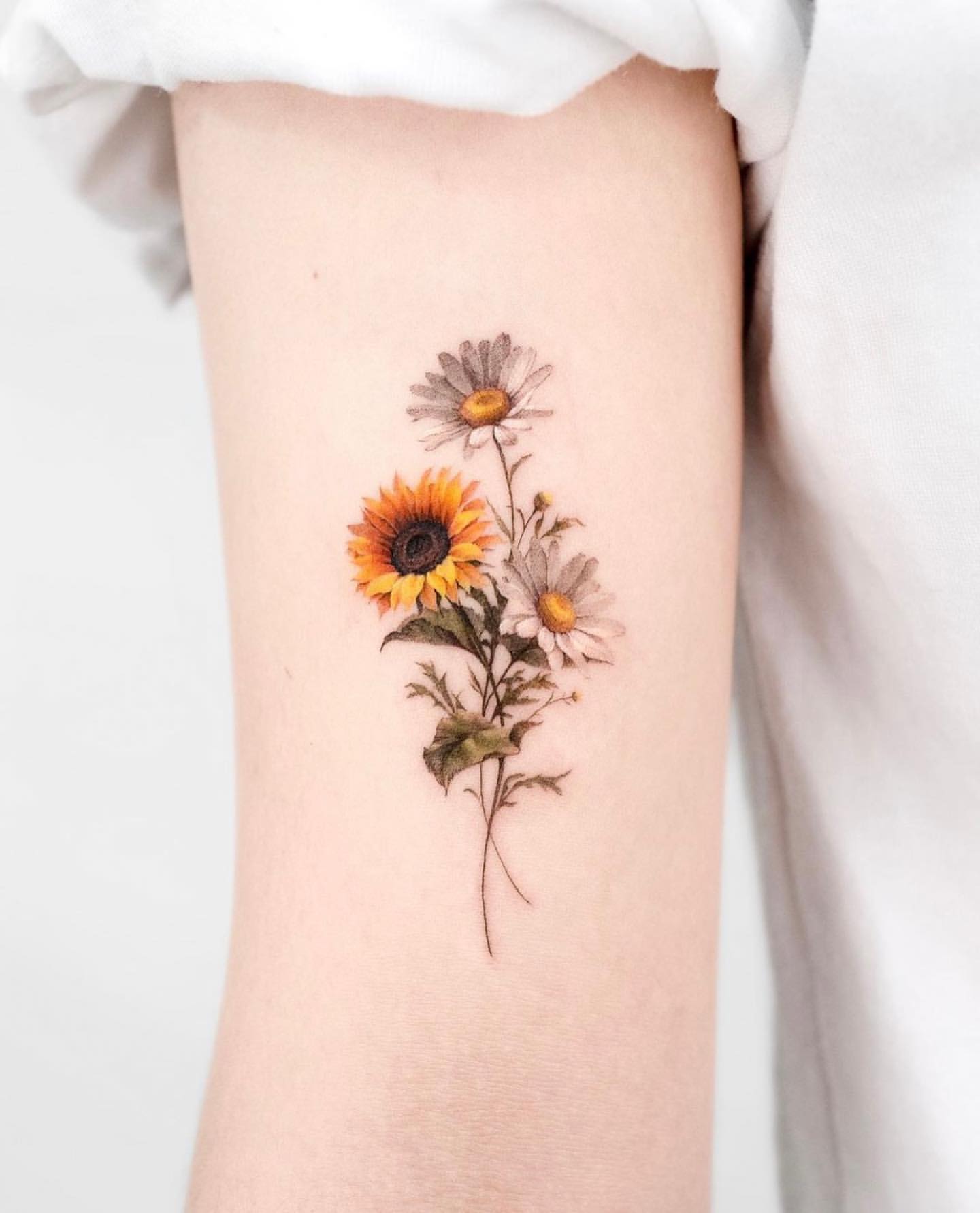 Daisy Tattoo Ideas 4