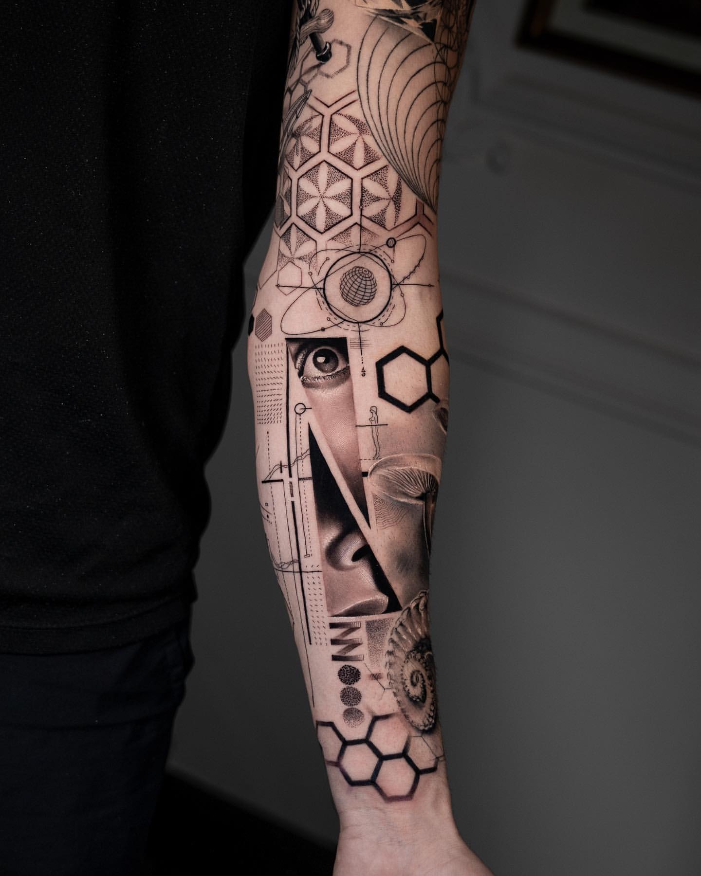 15 Abstract Tattoo Ideas And Designs That Are Works Of Art
