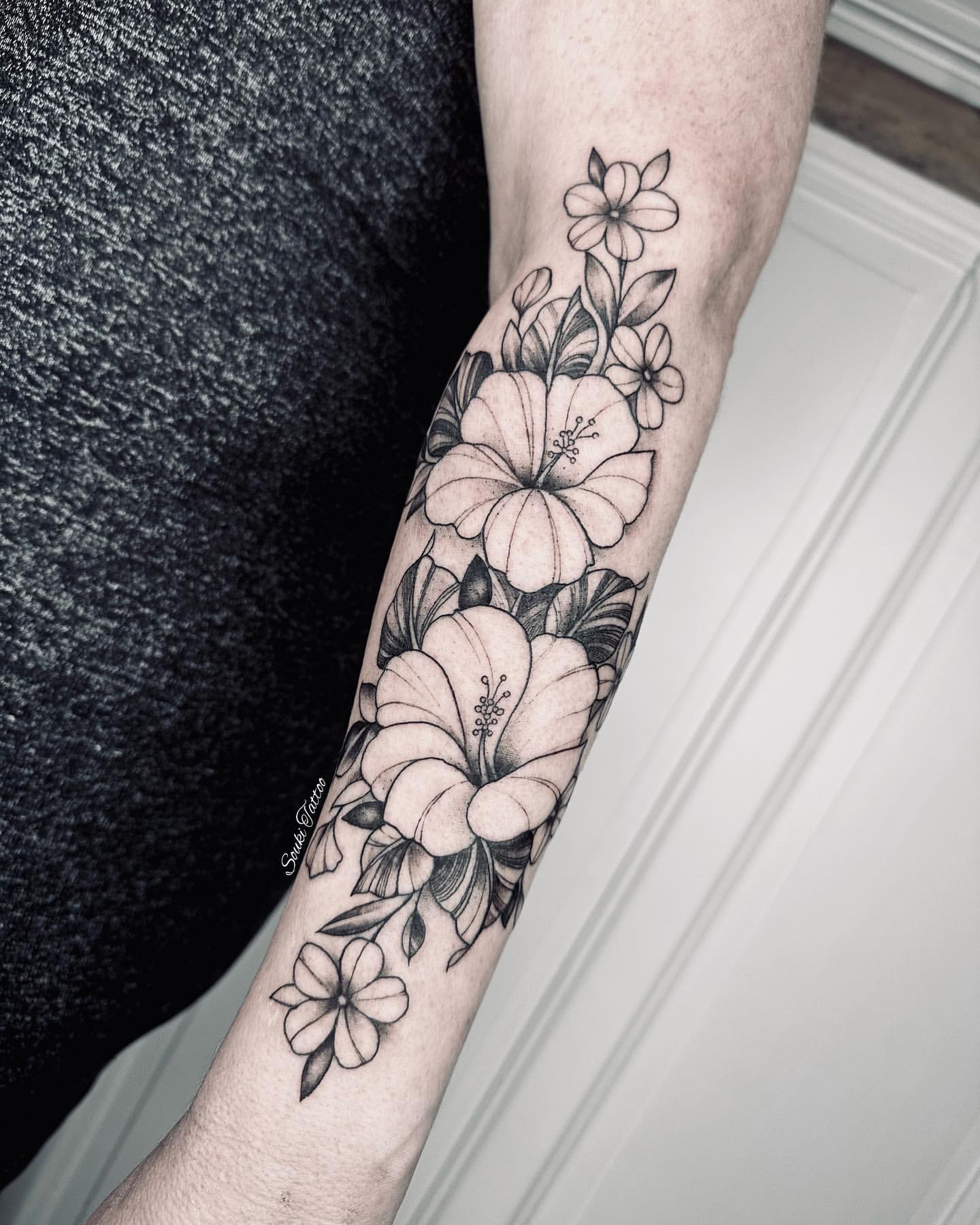 Hibiscus Tattoo Ideas 29
