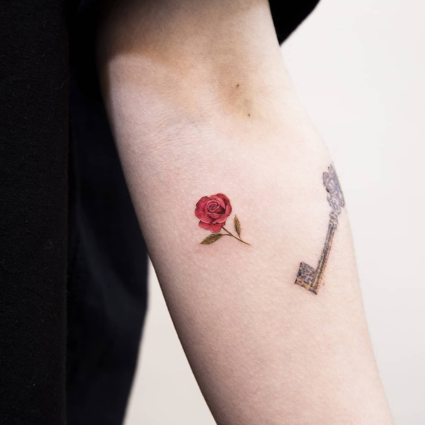 Small Flower Tattoo Ideas 6
