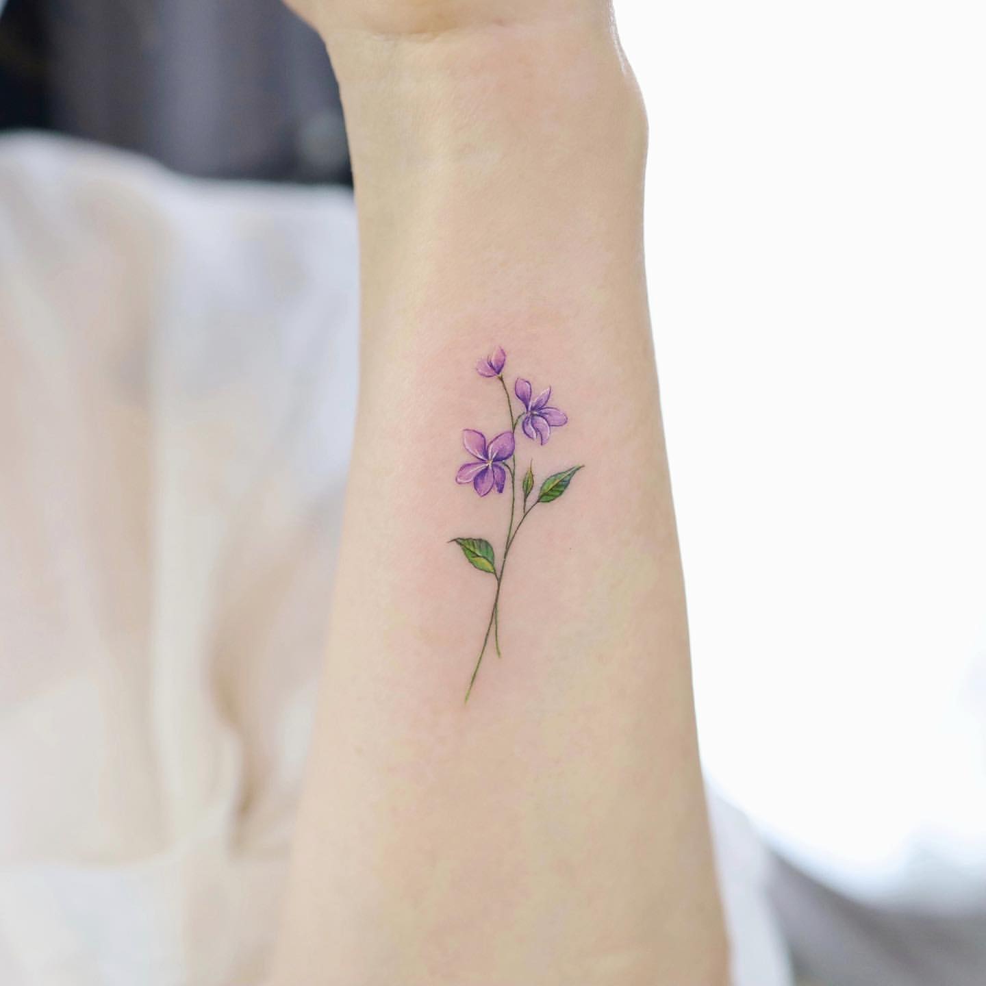 Small Flower Tattoo Ideas 11