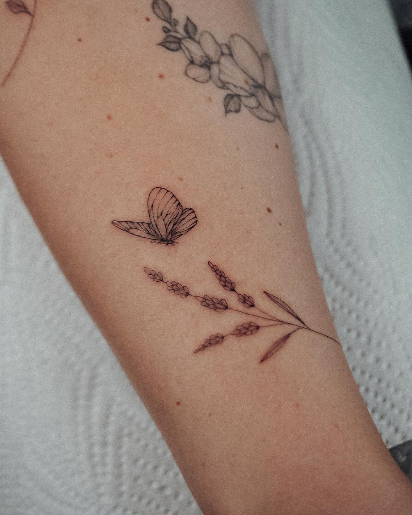 Lavender Tattoo Ideas 3