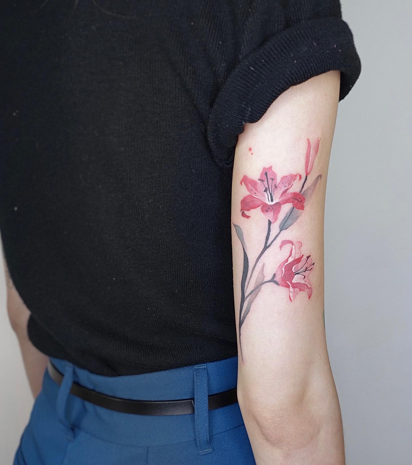 Lily Tattoo Ideas 9