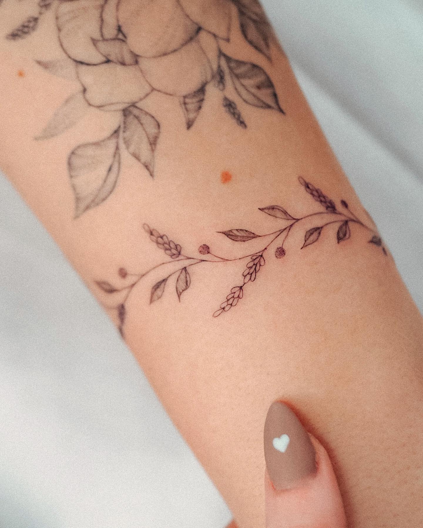Lavender Tattoo Ideas 12