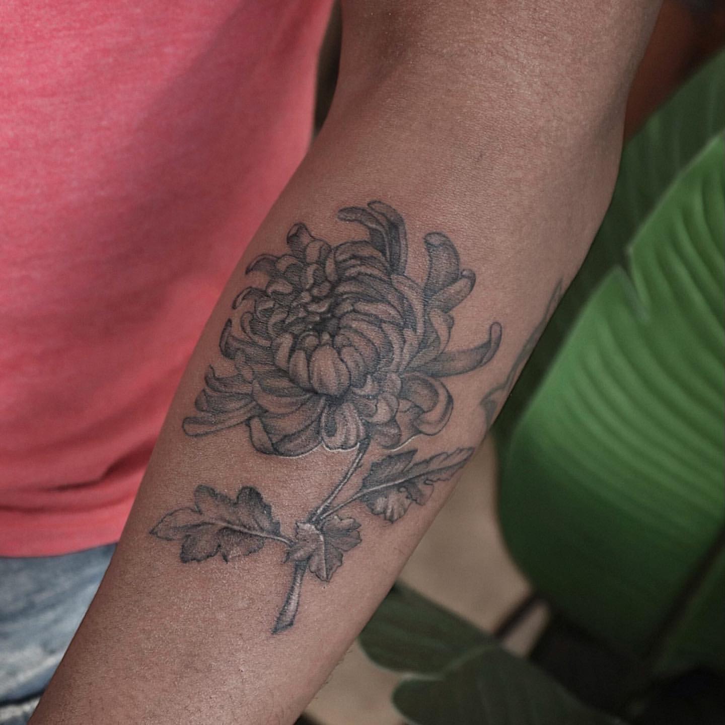 Chrysanthemum Tattoo Ideas 1