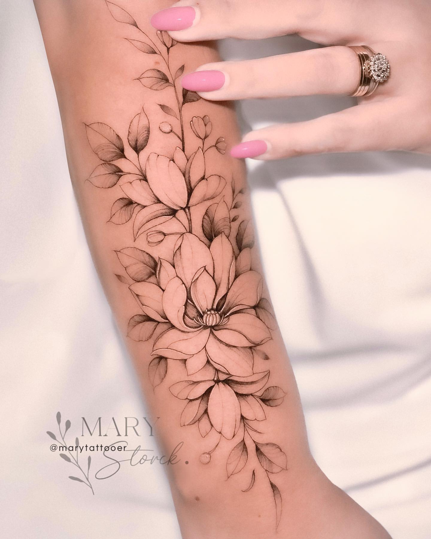 Magnolia Tattoo Ideas 23