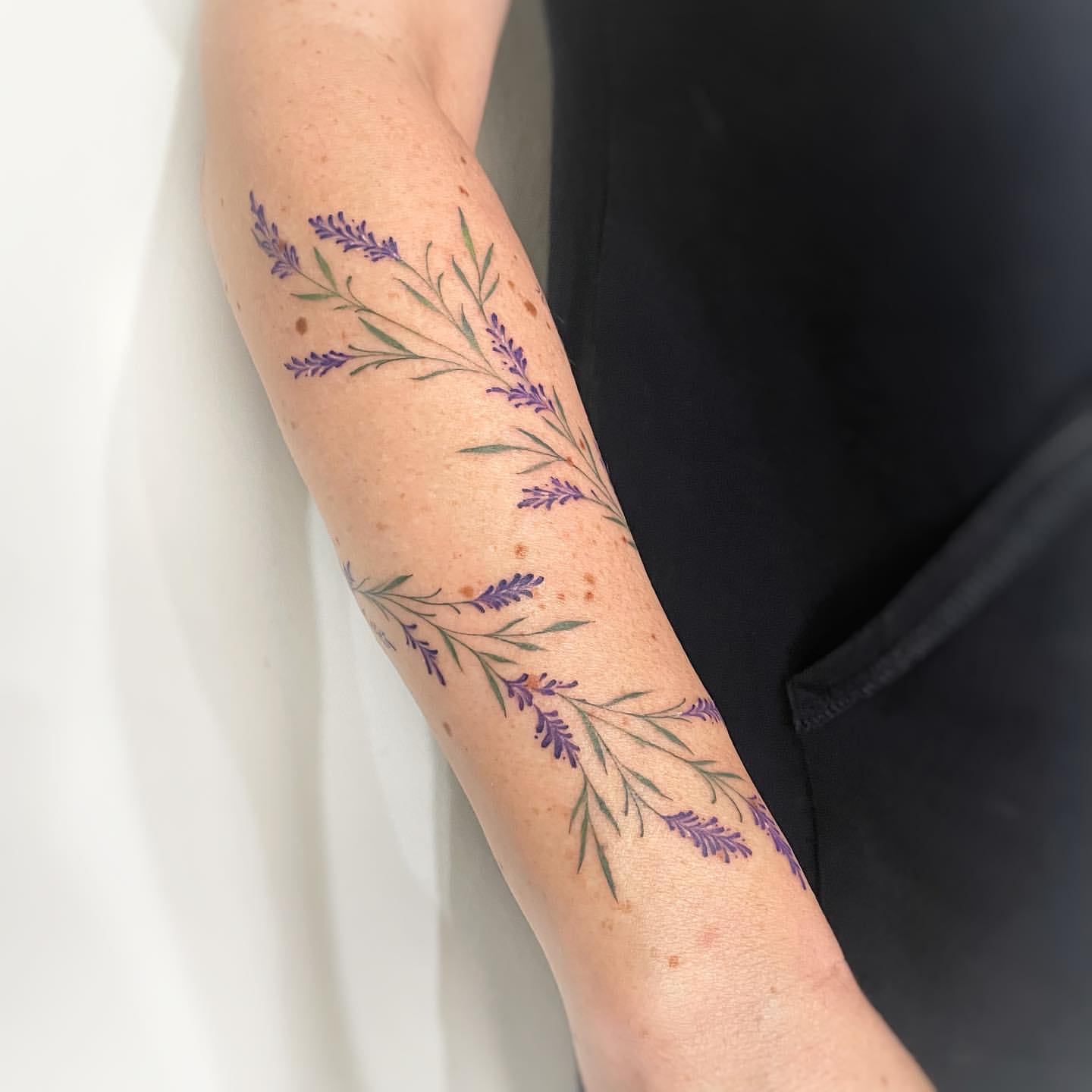 Lavender Tattoo Ideas 16