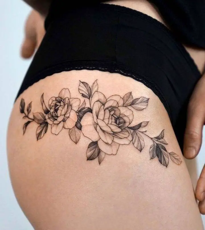 Rose Thigh Tattoo Ideas 22