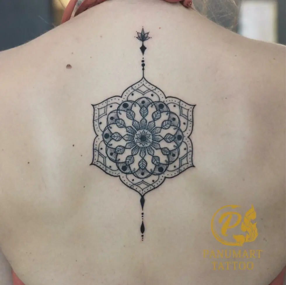 34 Feminine Back Tattoo Ideas for Women in 2023