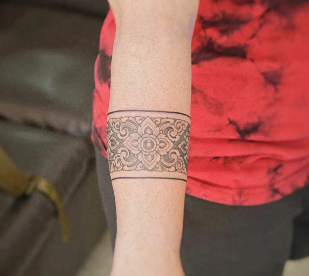 33 Stylish Armband Tattoo Ideas for Men & Women in 2023