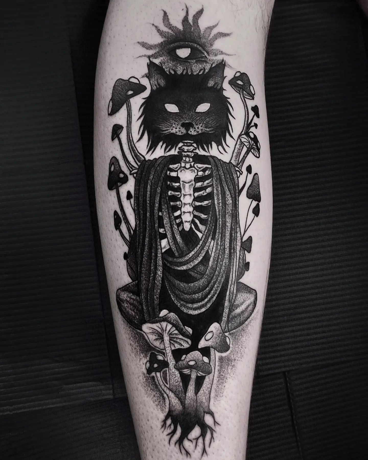 Black Cat Tattoo Ideas 17