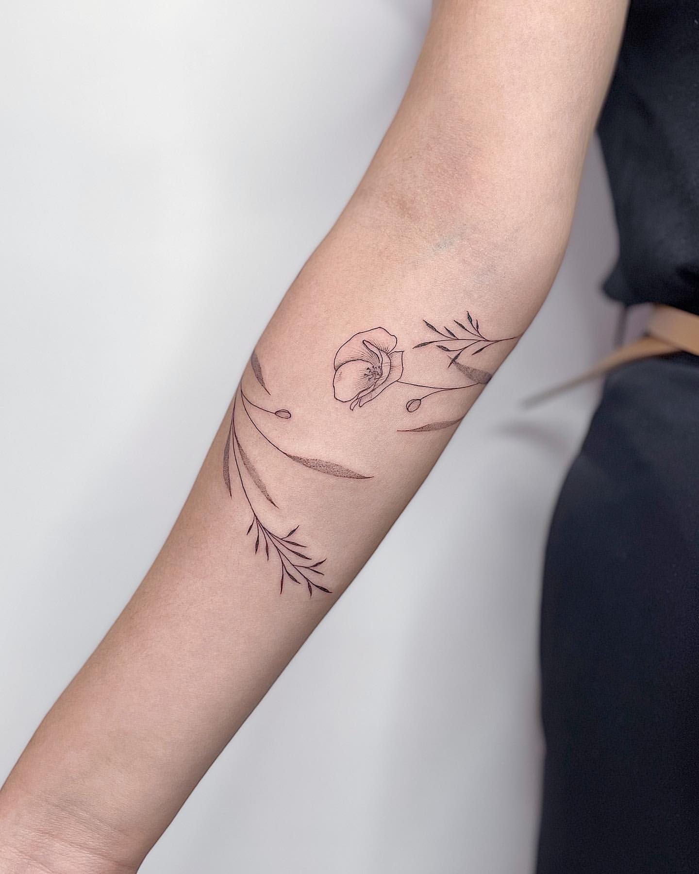 Poppy Tattoo Ideas 14